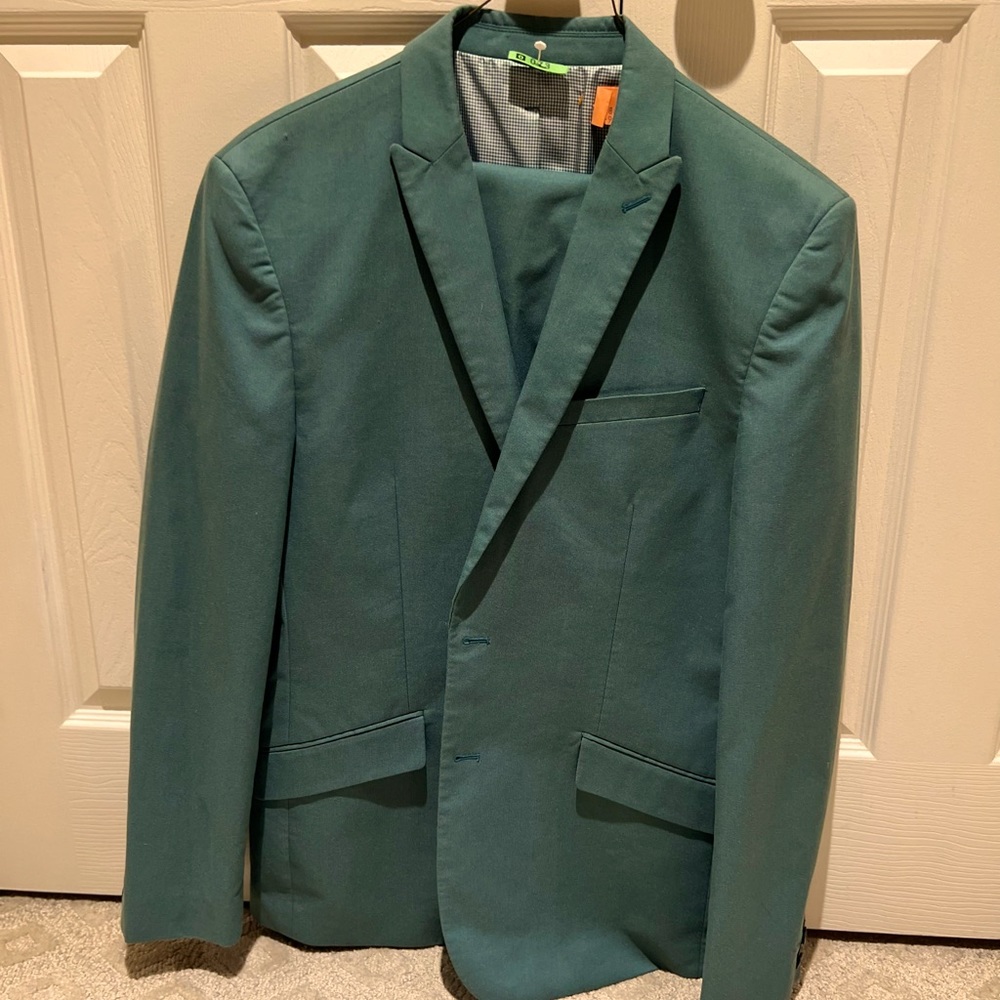 Express Men’s Designer 2-piece Suit, Green, 42R, Slim Fit, New W/O Tags